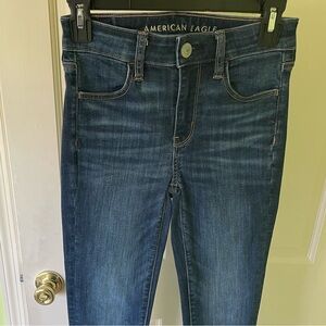 American Eagle Outfitters Women's Dark Blue Skinny Jeans